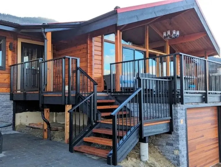 How to Manage Deck Railing Rust: Metallurgical Maintenance Guide